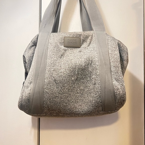 Dagne Dover (medium) - Picture 3 of 4